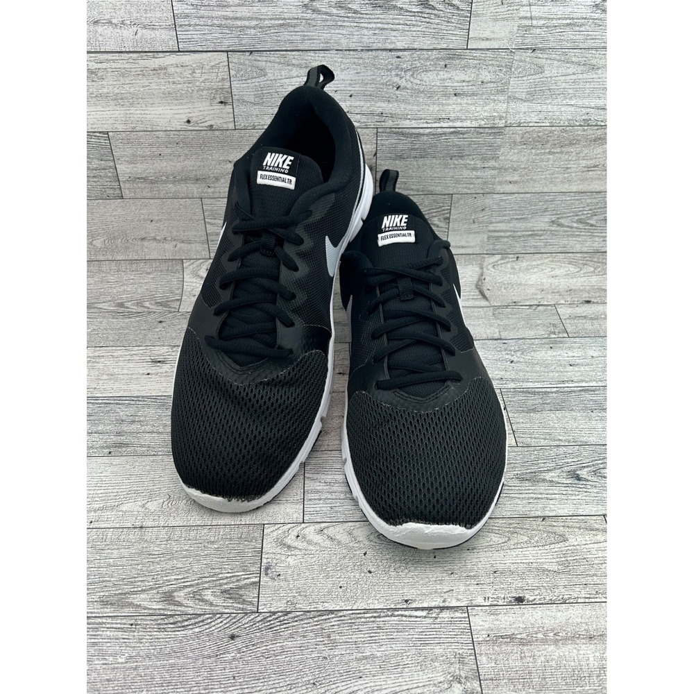 Nike Training Flex Essential TR Black White Sneakers 924344-001 Mens Size 10